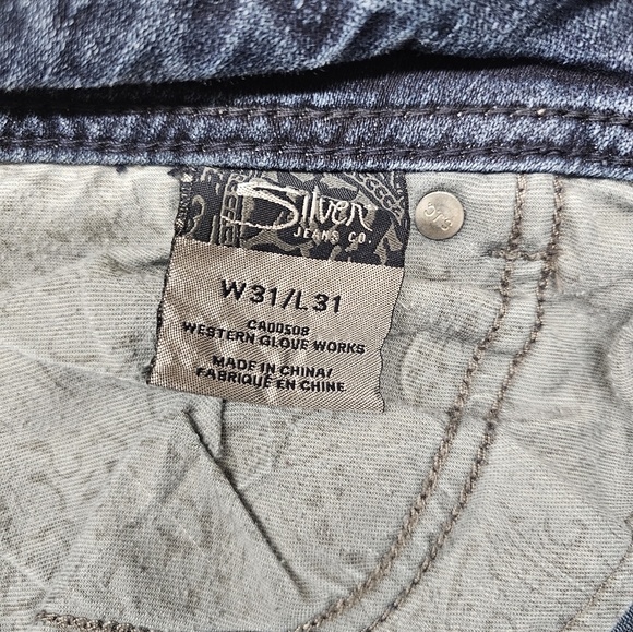 Silver Jeans - Picture 8 of 12